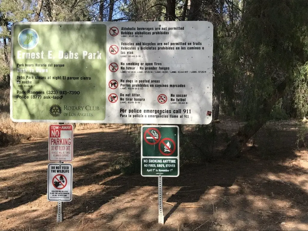 Ernest e debs regional park signs