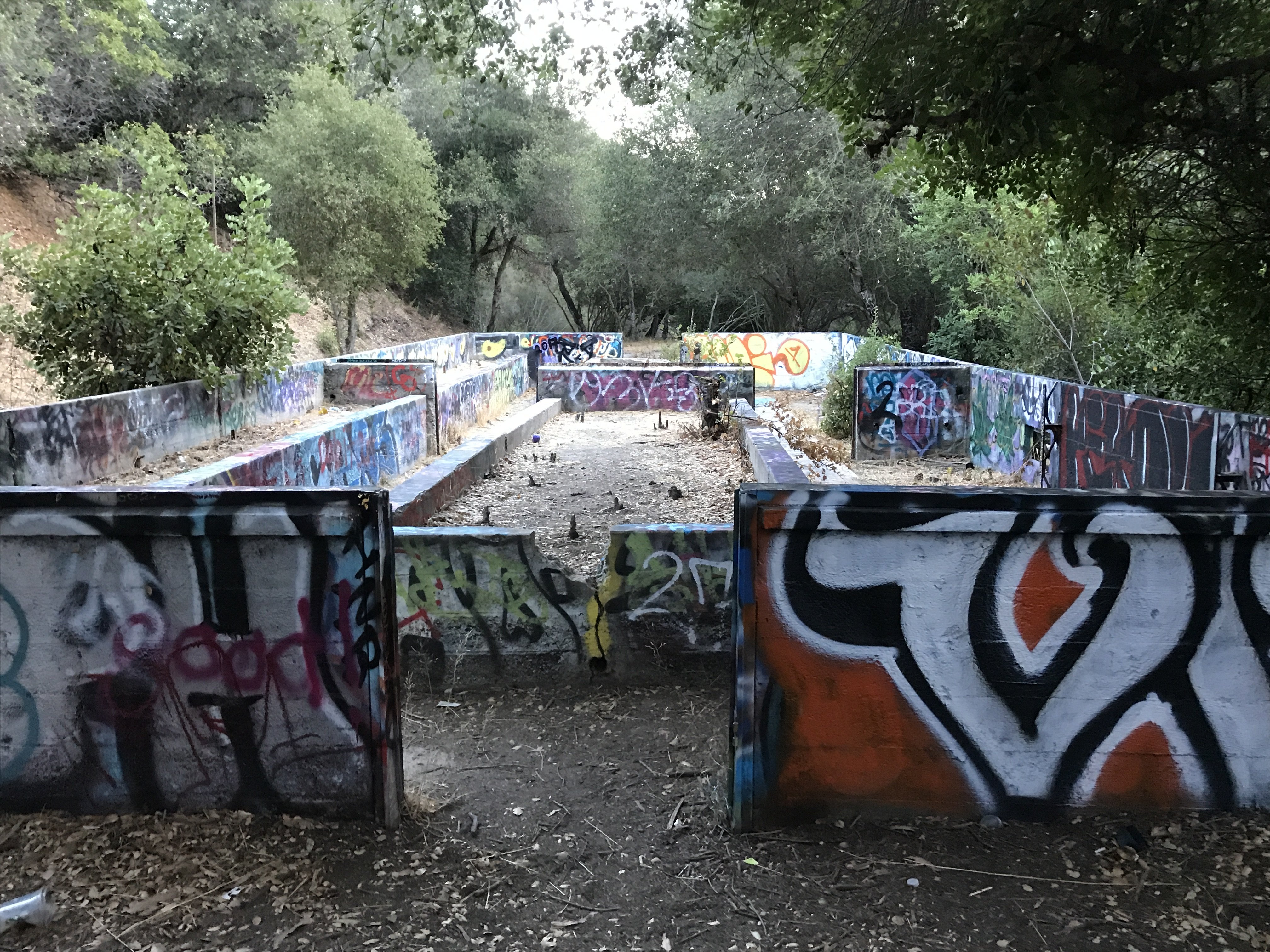 Murphy Ranch Trail graffiti ruins