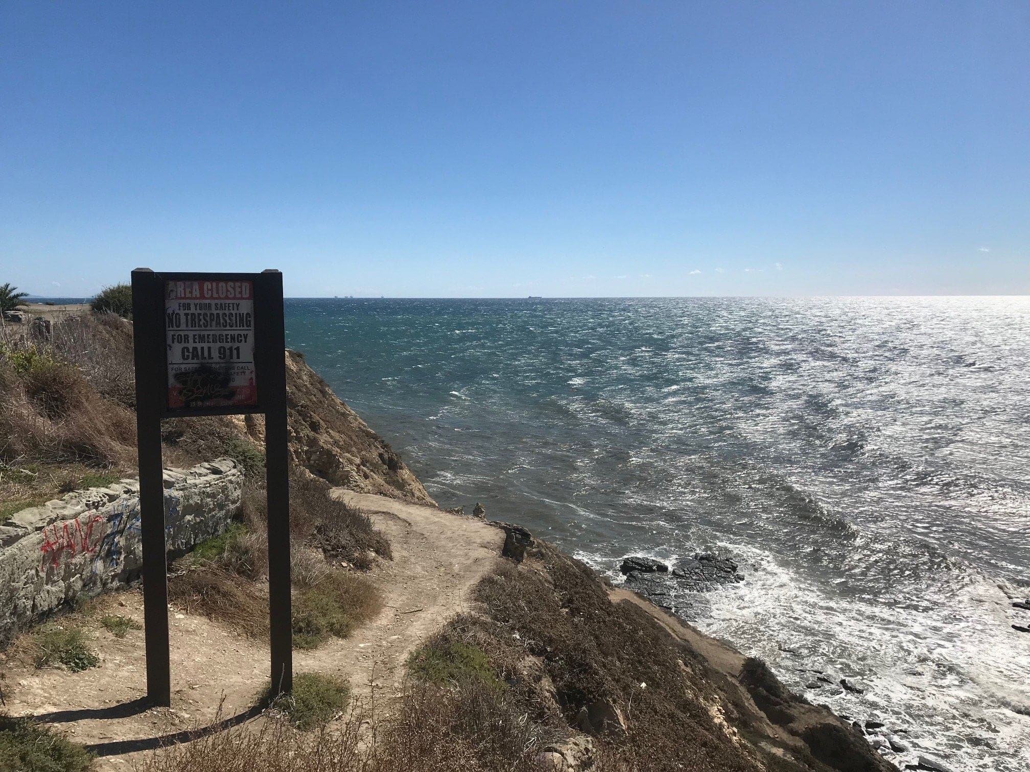 San Pedro Sunken City no trespassing sign. area closed!