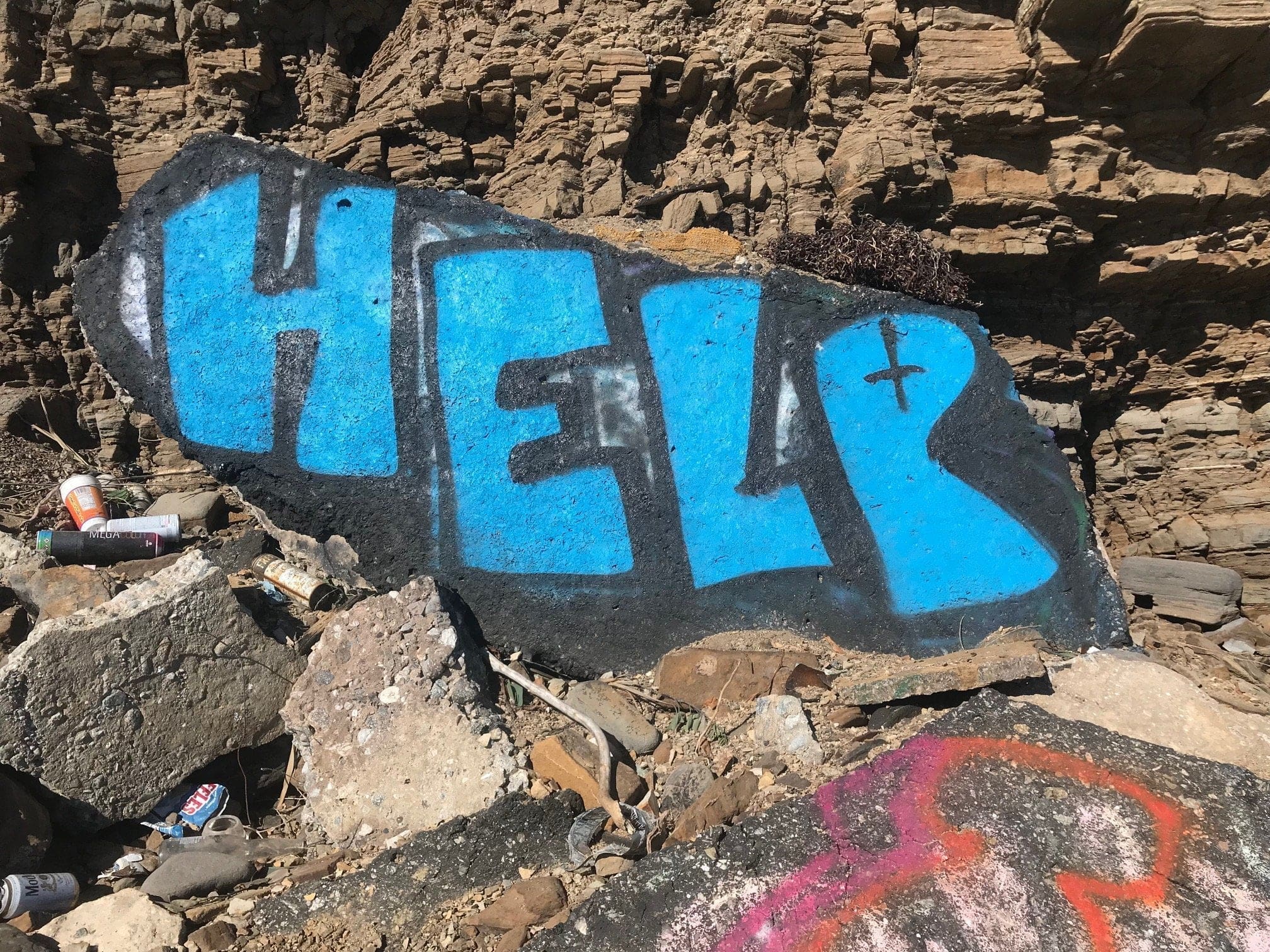 San Pedro Sunken City help graffiti