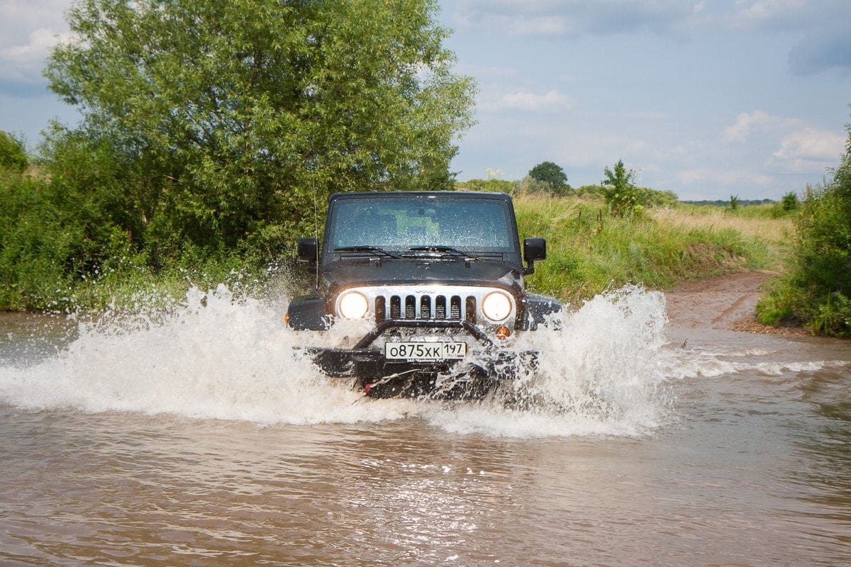 Jeep 4-in-1 Can Cooler – Bad Influence Offroading