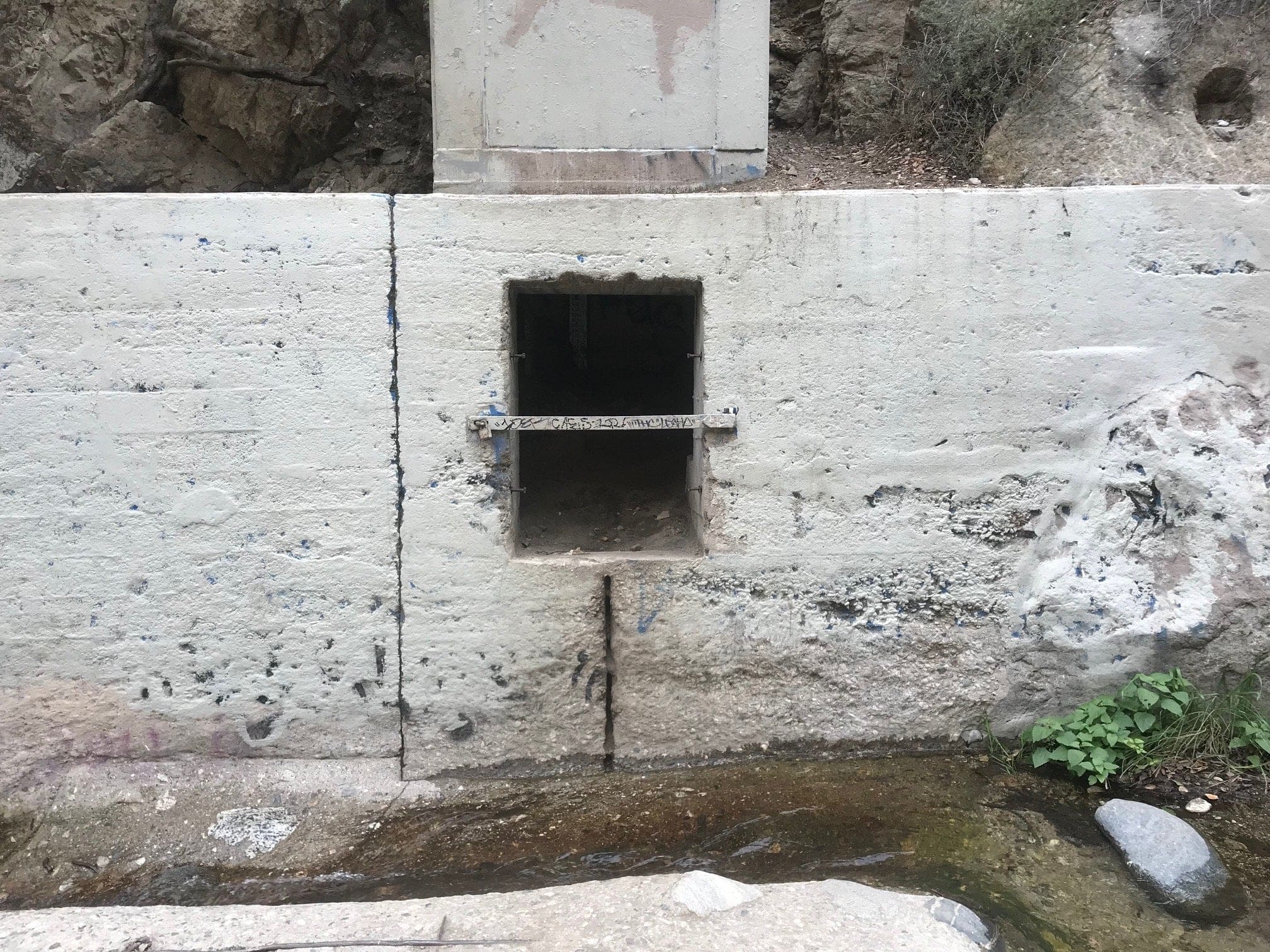 eaton canyon dam